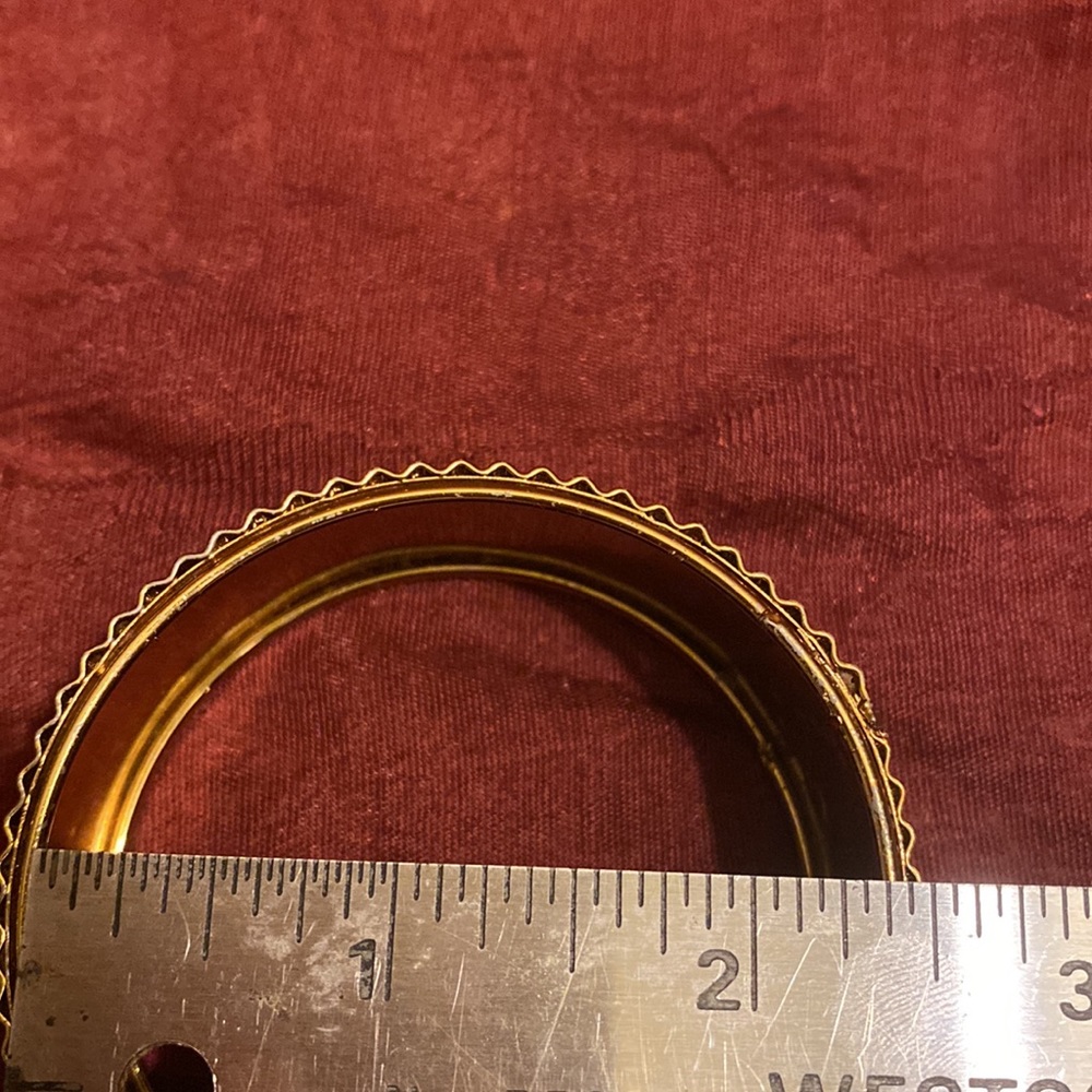 Bangles/Bracelets - Picture 5 of 6